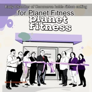 Read more about the article Early Chamber of Commerce holds ribbon cutting for Planet Fitness